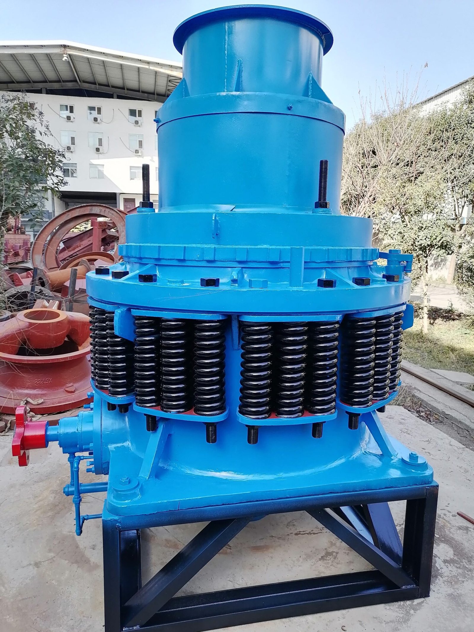 Single Cylinder Hydraulic Cone Crusher for Mining AC Motor & PLC Controlled - Image 2